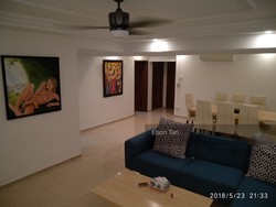 redhill-close photo thumbnail #3